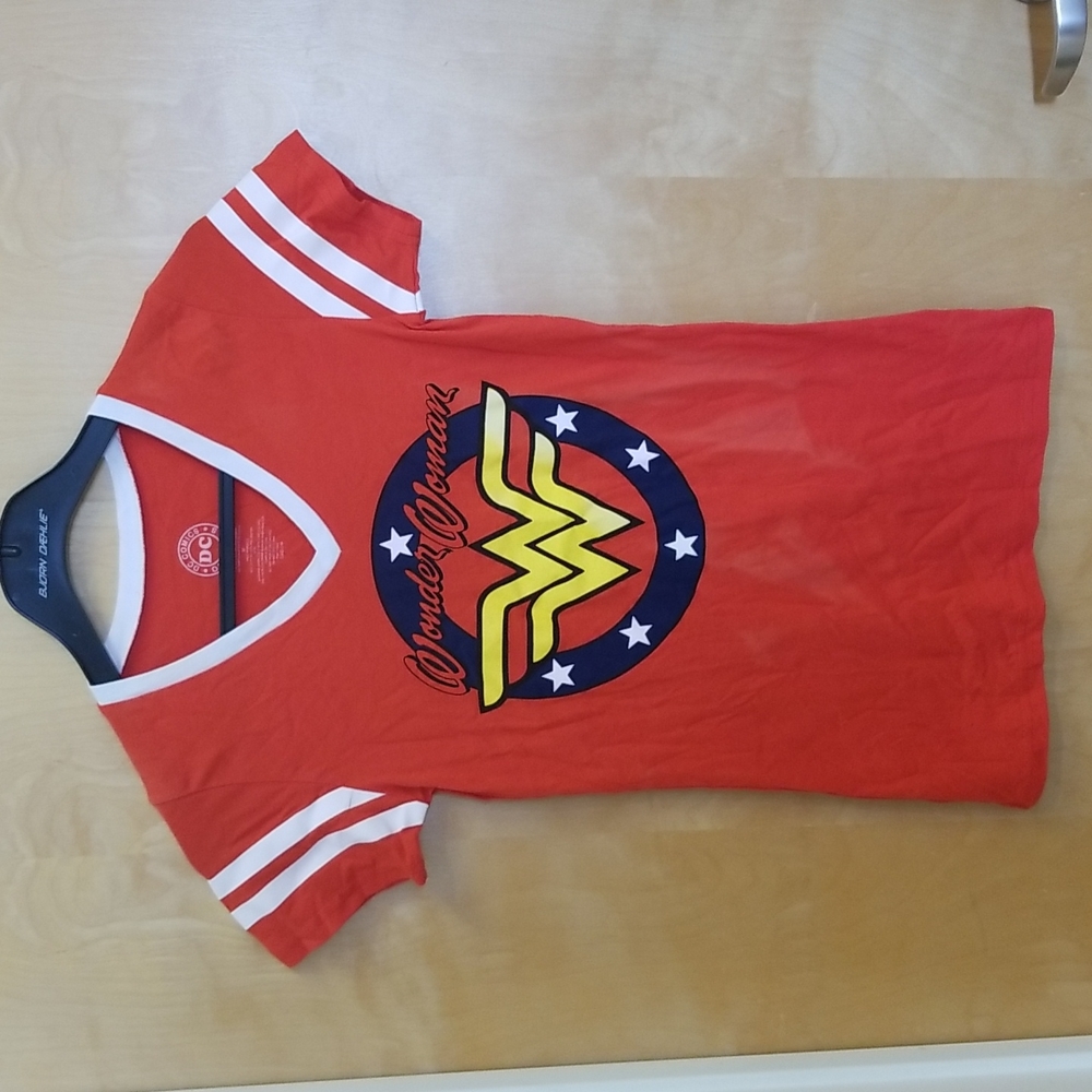 DC Comics Originals Wonder Woman Tee T-shirt Red Medium